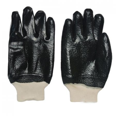 черная рабочая перчатка из ПВХ