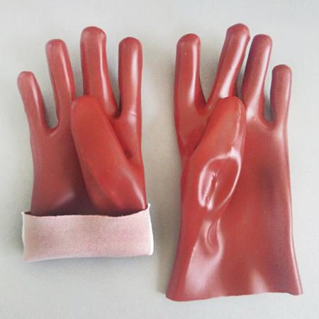 перчатки индивидуальной защиты из ПВХ